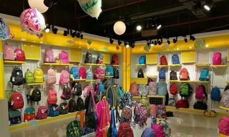 探訪上海福佑門市場(chǎng) 鎧甲勇士箱包店的經(jīng)營(yíng)之道